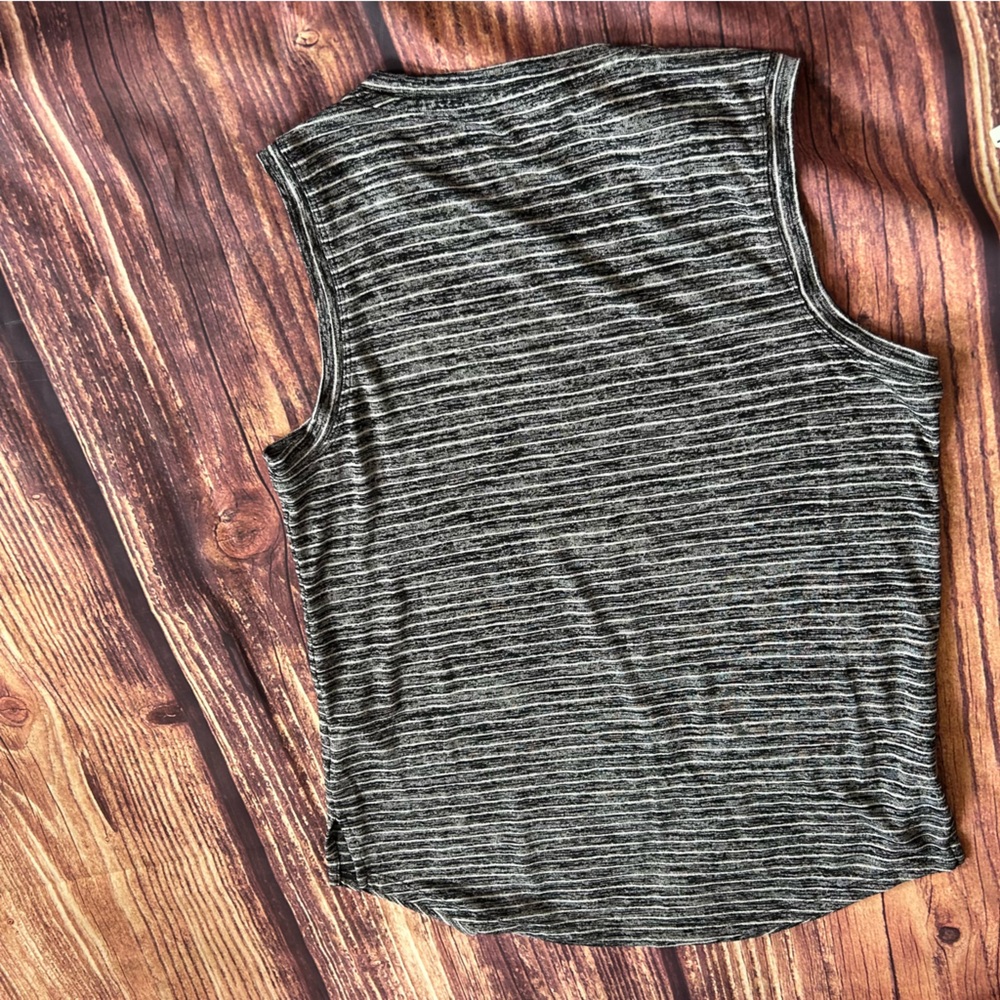 Women’s Athleta Tank Top Size M - Picture 7 of 7